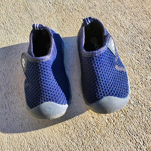 Hobibear blue baby toddler water shoes size 23 (US 7) EUC